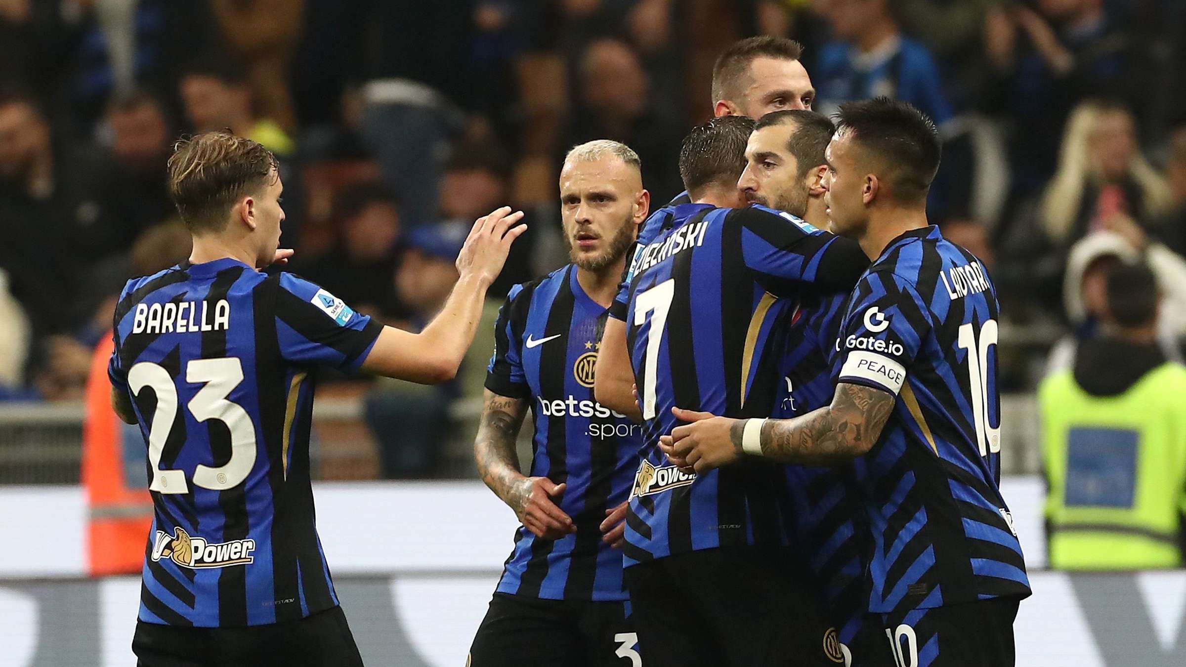 洛里无缘点球扑救，表现令人担忧