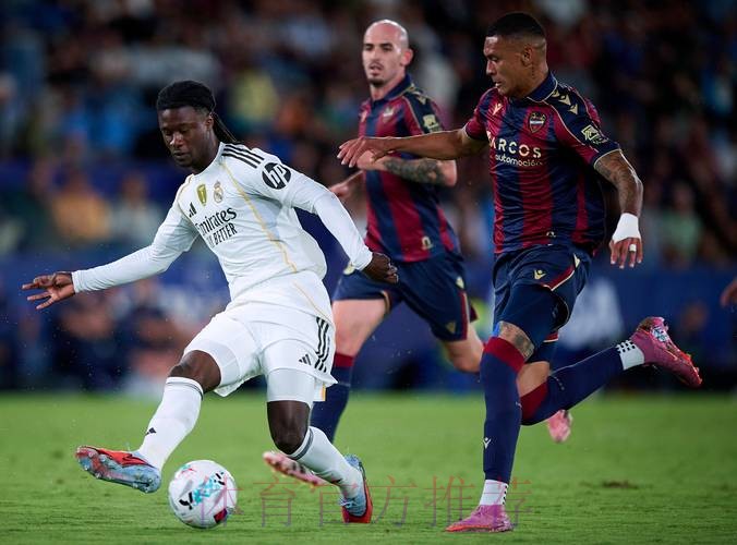 又一西甲大将内涵皇马被优待 加泰媒体怒了:丑闻